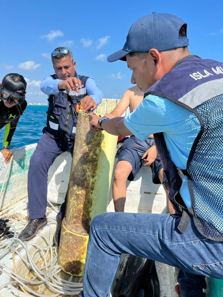 AGUAKAN RESTABLECE EL SERVICIO DE AGUA POTABLE EN ISLA MUJERES, TRAS FUGA EN LÍNEA DE CONDUCCIÓN