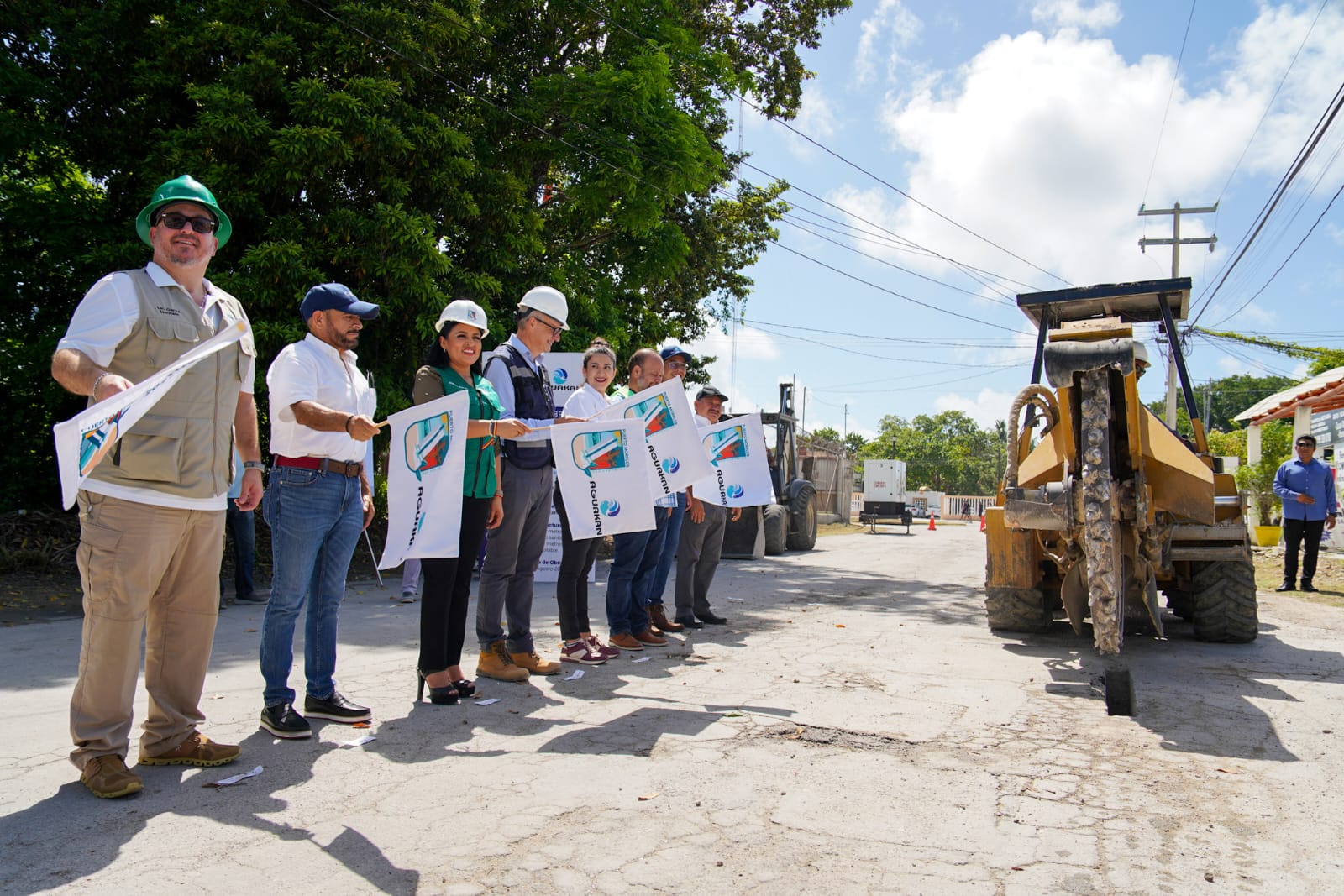 AGUAKAN Y PRESIDENCIA DE PUERTO MORELOS, Q. ROO. ANUNCIAN INICIO DE OBRAS