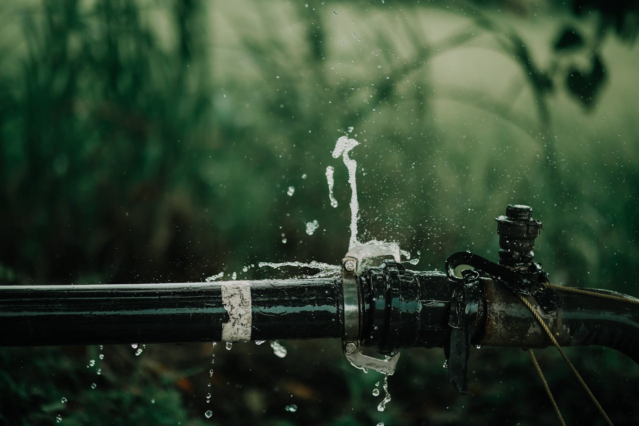 Cuida el agua: Así es como puedes reparar una fuga de agua en el tinaco