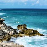 Paisaje de Isla Mujeres, un lugar con agua potable gracias a Aguakan