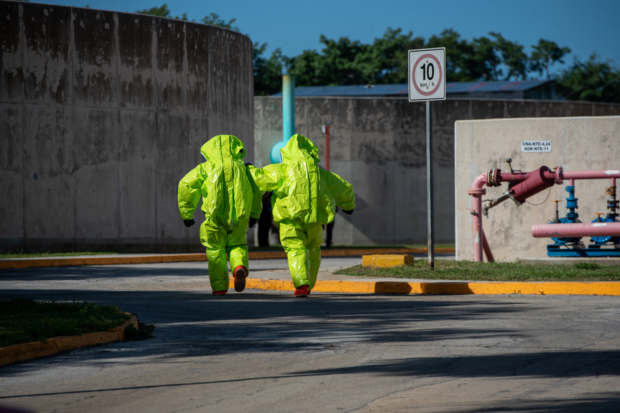 ¿Qué es el gas-cloro y por qué es importante que Aguakan realice simulacros por su uso?