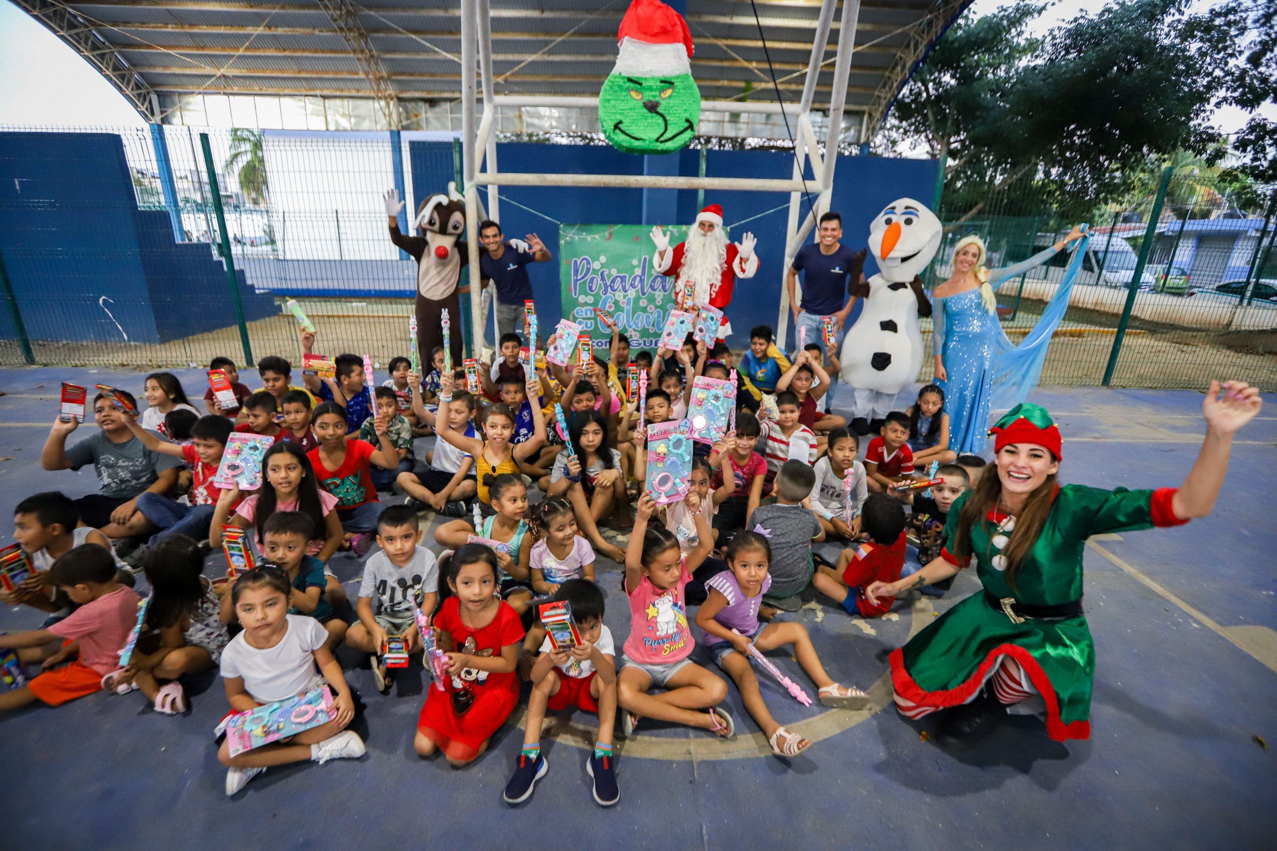 DURANTE LAS FIESTAS DECEMBRINAS, AGUAKAN FORTALECE SU COMPROMISO CON LA COMUNIDAD CON “POSADA EN TU COLONIA”