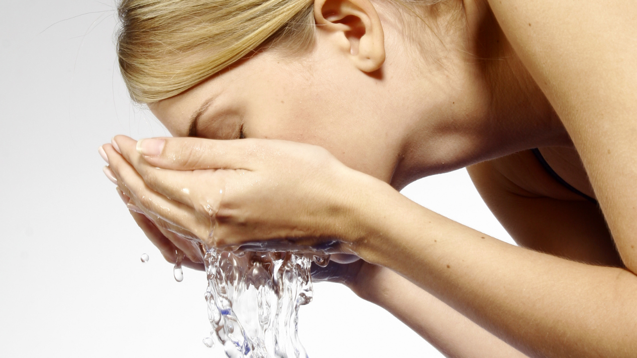 Día Mundial de los Derechos del Consumidor: ¿Por qué el derecho al agua es clave y quién lo garantiza?