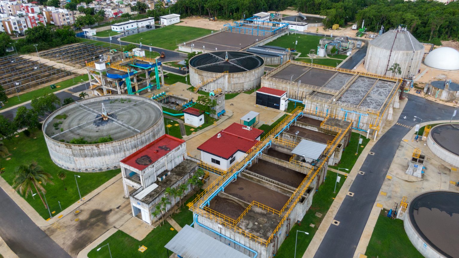 Tratamiento de aguas residuales: Qué es, cómo funciona y cómo lo lleva a cabo Aguakan