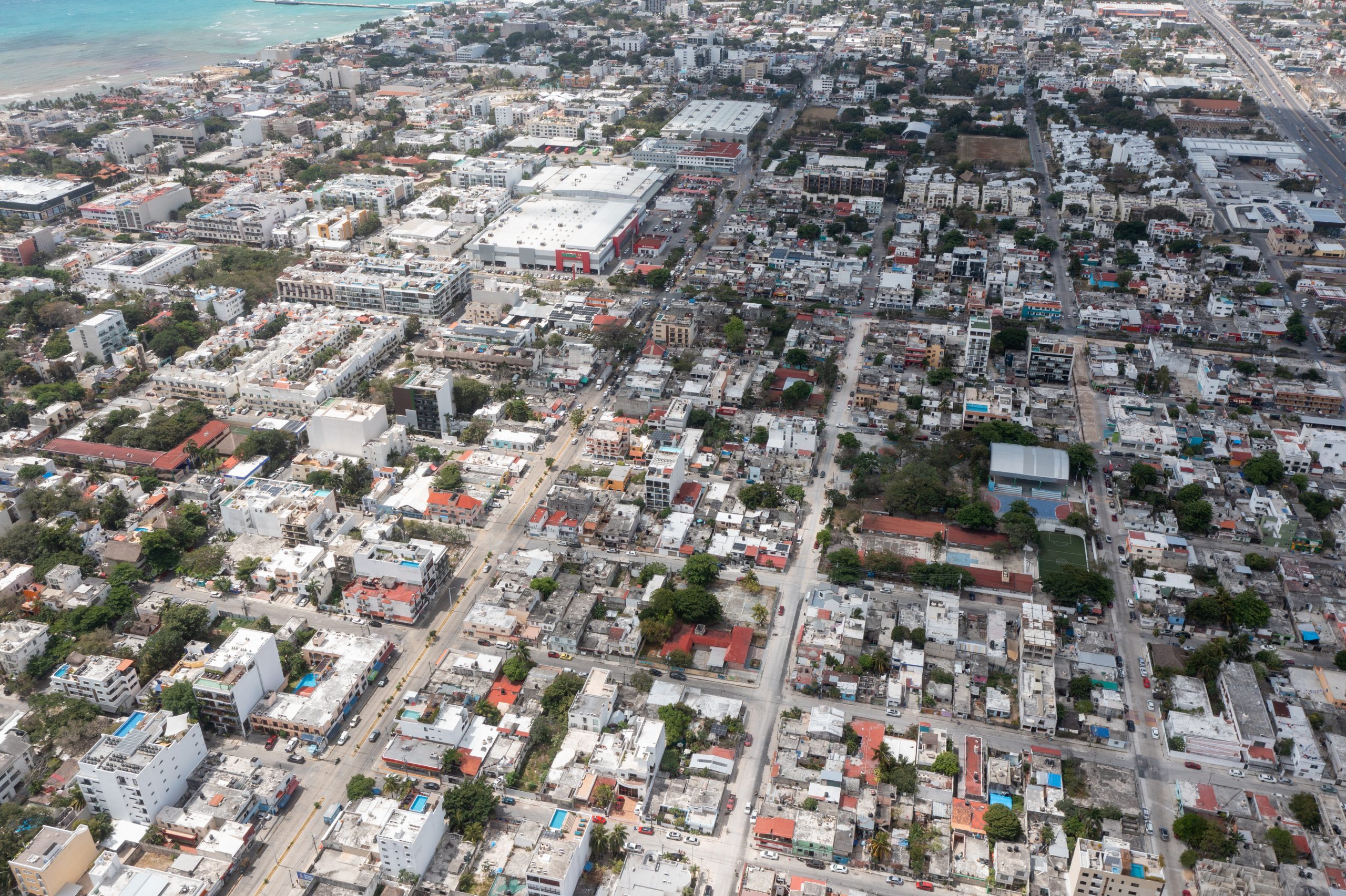 AGUAKAN CONTINÚA EN LA TERCERA ETAPA DE DRENAJE EN LA COLONIA  GONZALO GUERRERO EN PLAYA DEL CARMEN
