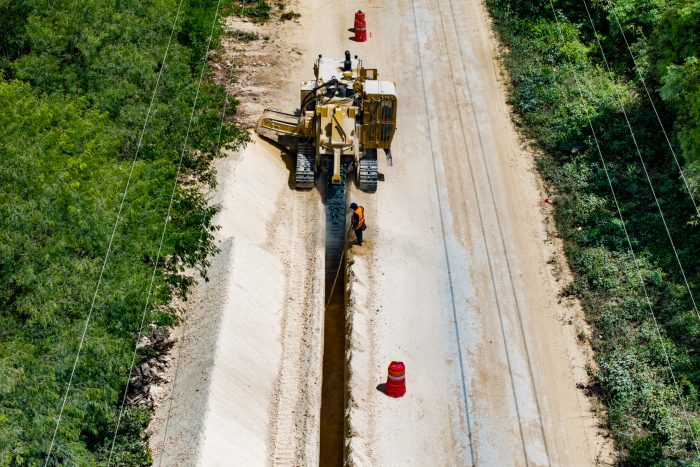 construcción del nuevo Acueducto agua potable en cancún al Tanque 6B, una obra de Aguakan para mejorar el suministro de agua.
