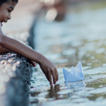 impacto del acceso al agua potable en salud infantil