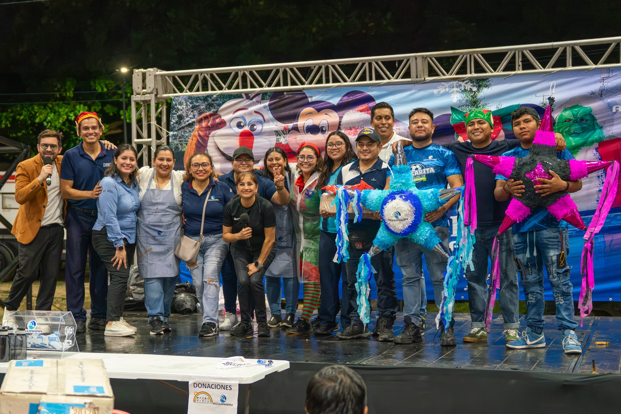 Aguakan celebra con éxito la primera Gran Feria Navideña Familiar 2025