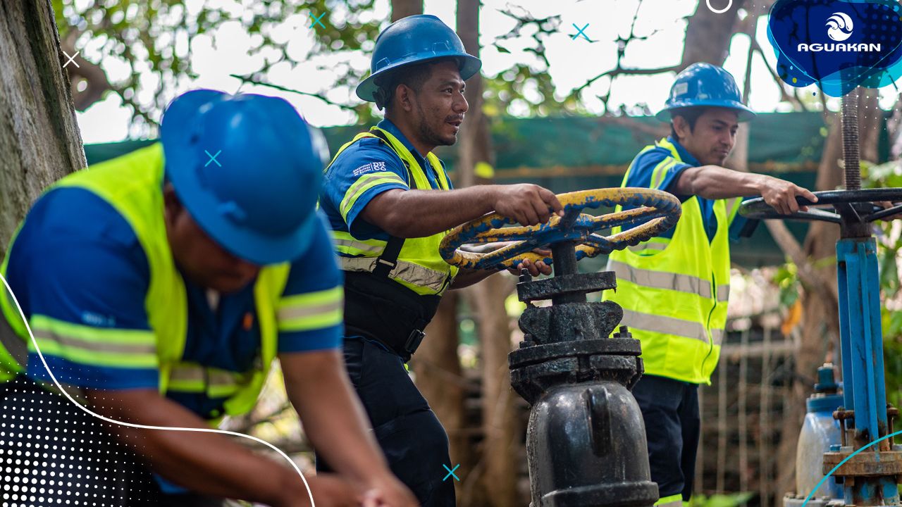Renovación de red de agua potable en Av. Puerto Juárez: calles cerradas y vías alternas