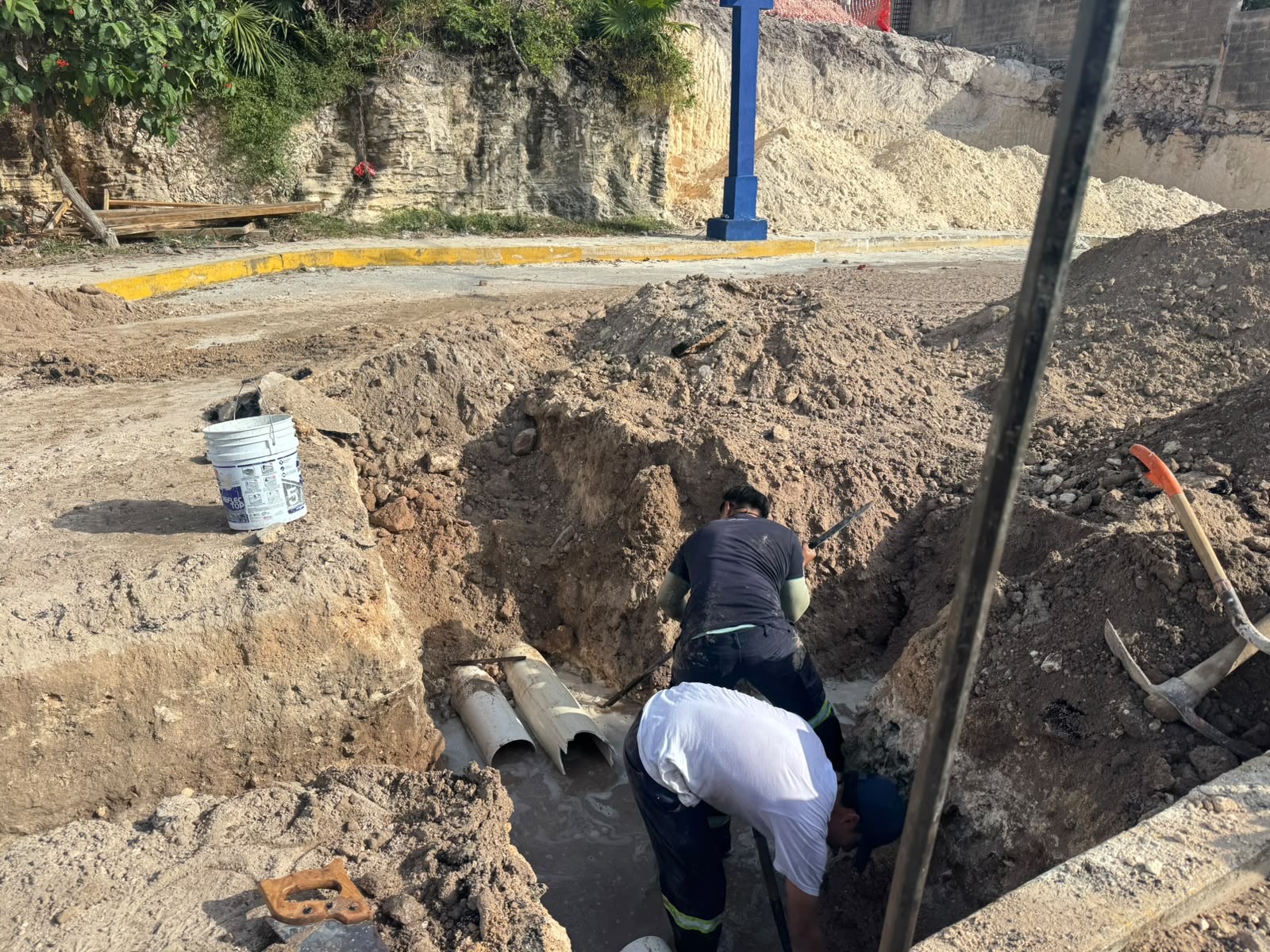 Aguakan informa sobre trabajos de reparación de fuga de agua potable en Isla Mujeres
